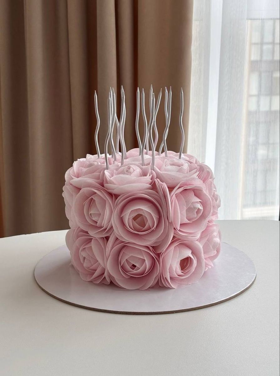 torta di cake design rose